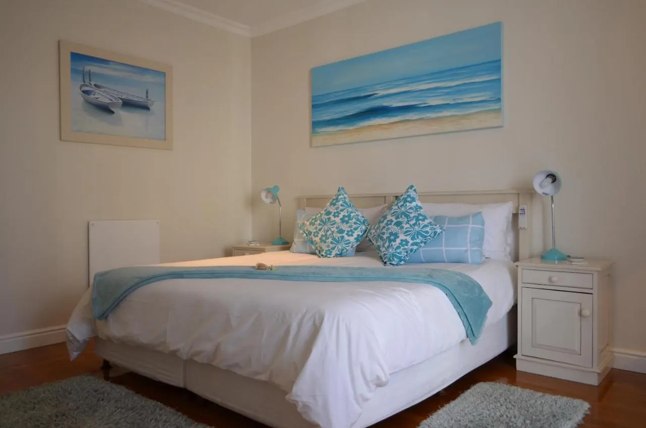 On The Bay Bed & Breakfast Port Elizabeth 3*,