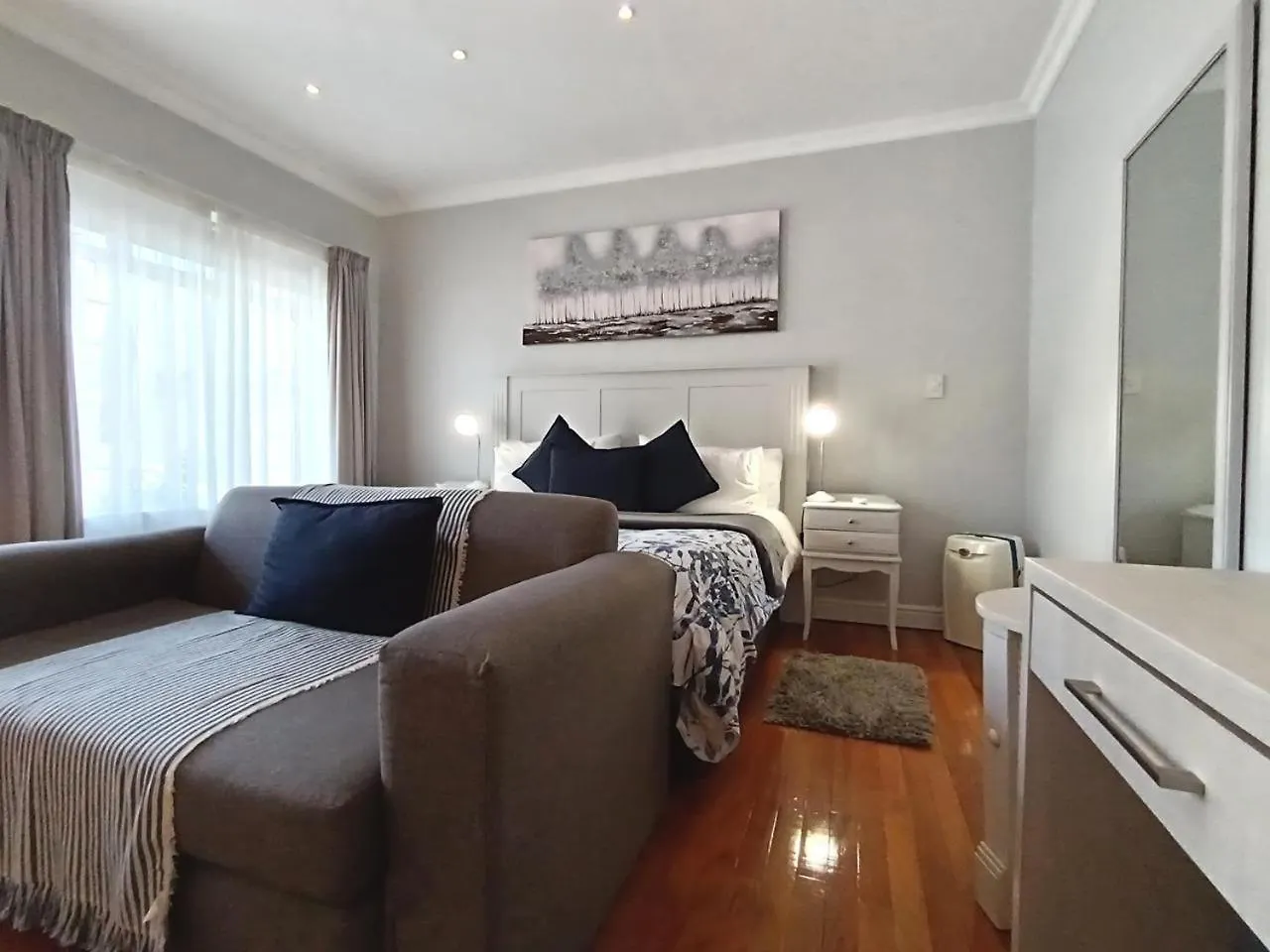 On The Bay Bed & Breakfast Port Elizabeth