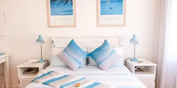On The Bay Bed & Breakfast Port Elizabeth 3*,  South Africa